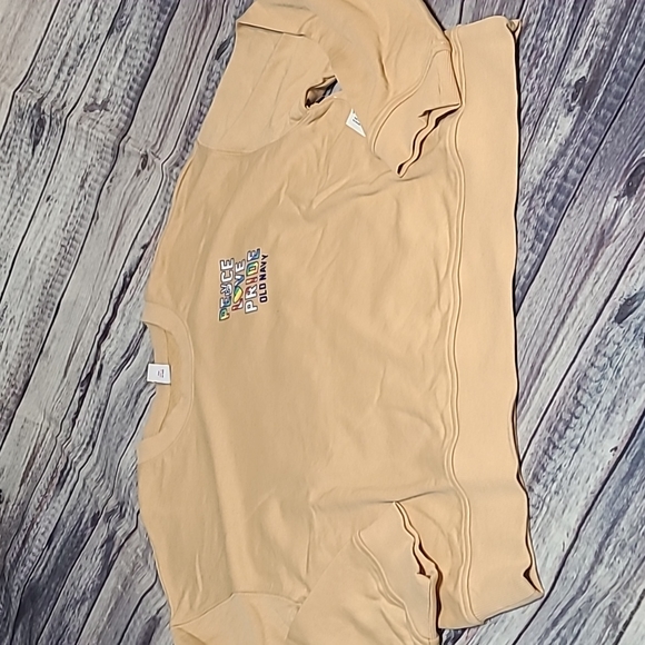 Old Navy tan "Peace, Love, Pride" sweatshirt, size M NWT - Picture 1 of 4
